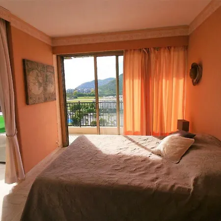 Le Surcouf Xi Appartement *